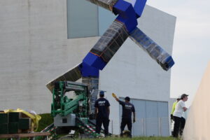 Kennedy Center Will Remove Outdoor ‘Blue’ Sculpture